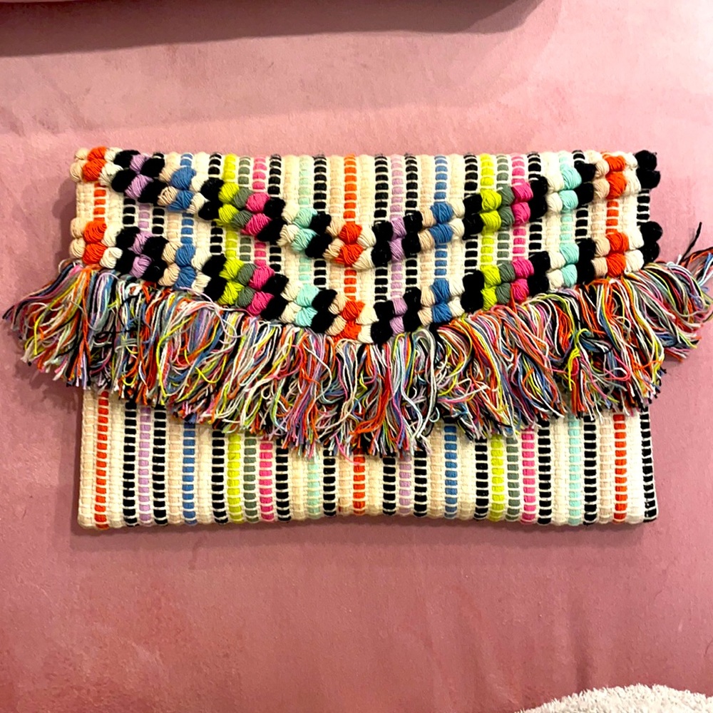 Stella and Dot Taj clutch